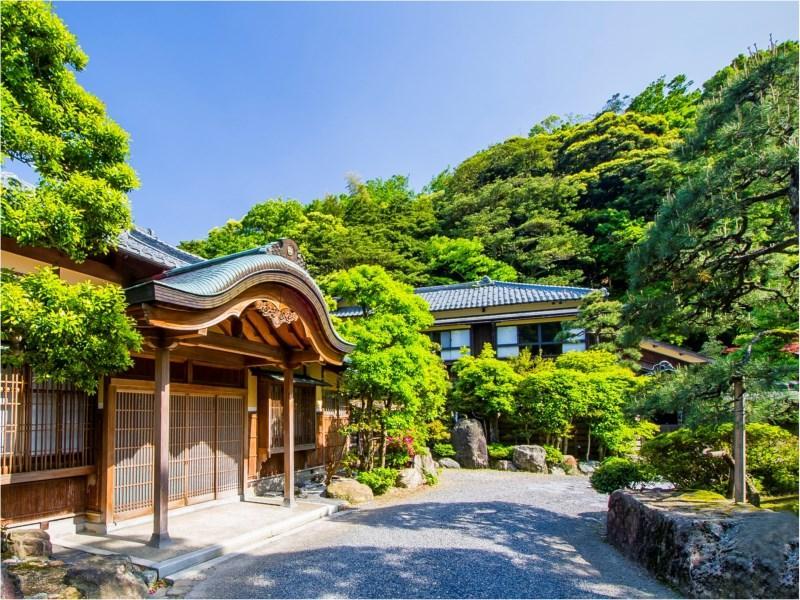 Yutouya Ryokan Тойоока Екстер'єр фото