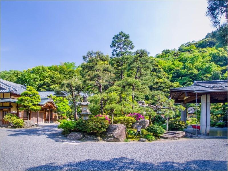 Yutouya Ryokan Тойоока Екстер'єр фото
