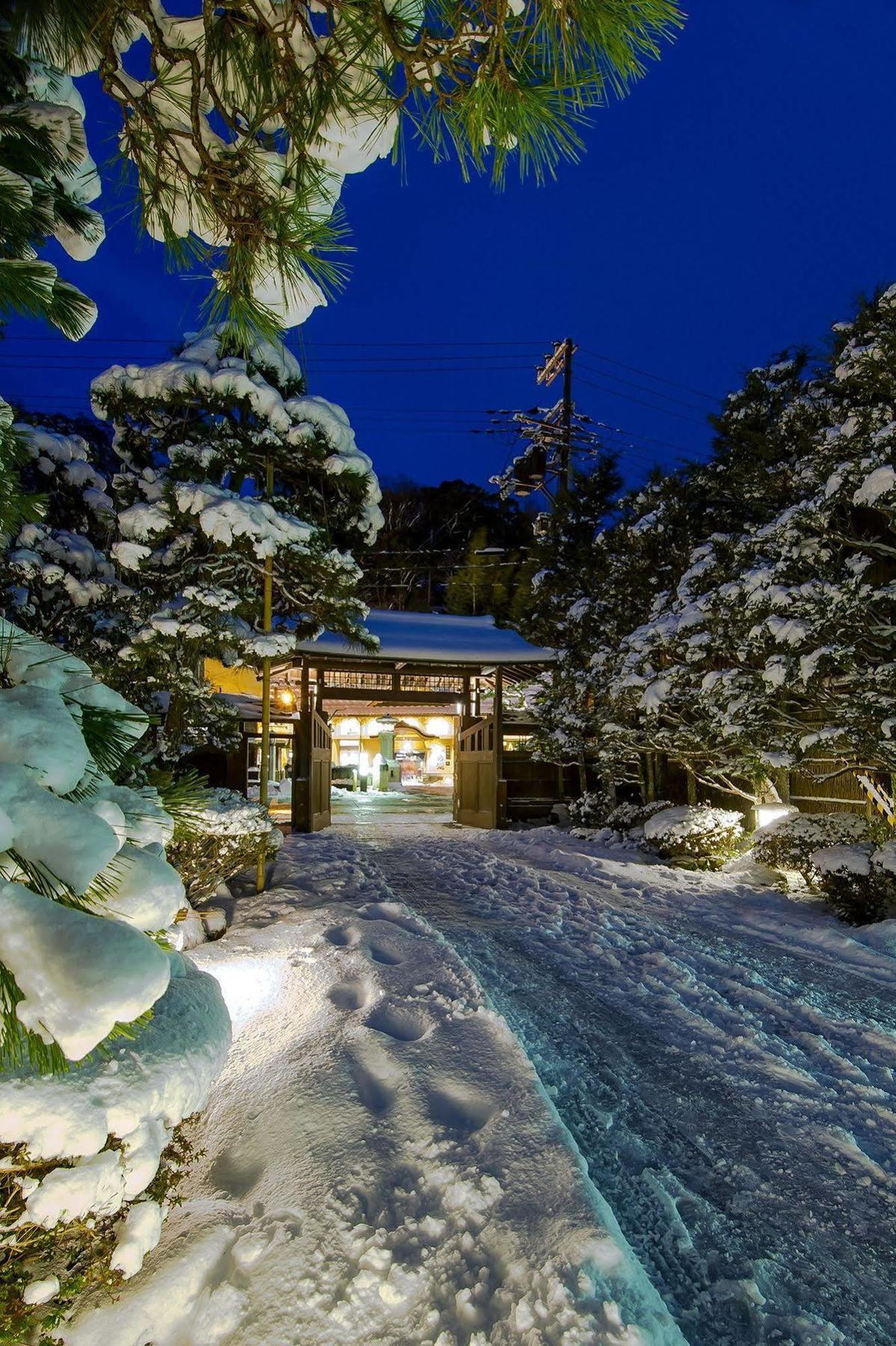 Yutouya Ryokan Тойоока Екстер'єр фото